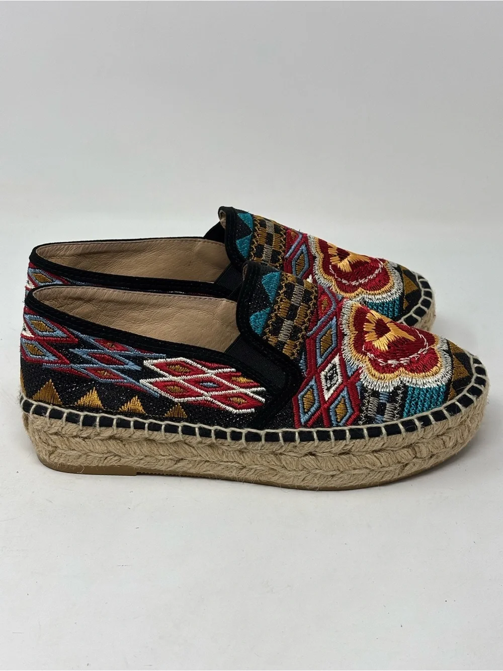 Johnny Was Aldorna embroidered espadrille slip one shoes NWOT size 36 (6)